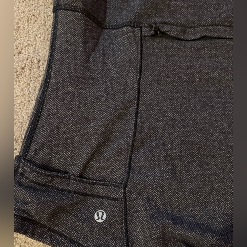 Lululemon Base Runner 1/2 Zip Pullover Jacket Heathered Herringbone Black Sz 10 - Picture 12 of 13